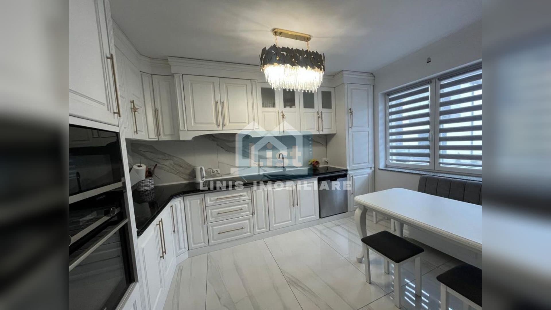 COMISION 0% Apartament de lux cu 4 camere, curte proprie – 111 mp utili — 12